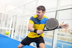 Urban Padel - Play, Train, Connect | How Beginners in Miami Can Master Padel Volleys with Confidence 